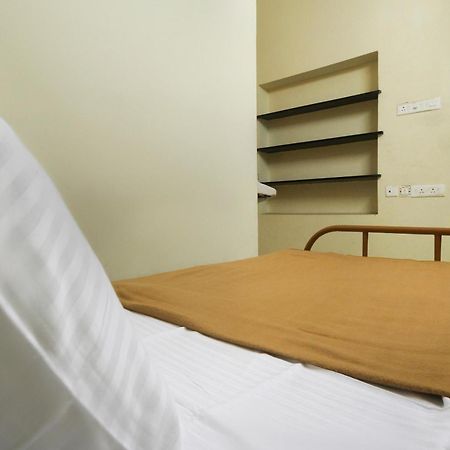 فندق Spot On Jayalakshmi Residency Non Ac Kovilpatti المظهر الخارجي الصورة
