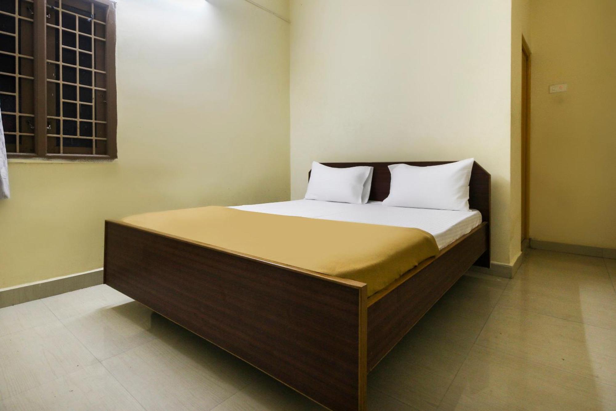 فندق Spot On Jayalakshmi Residency Non Ac Kovilpatti المظهر الخارجي الصورة