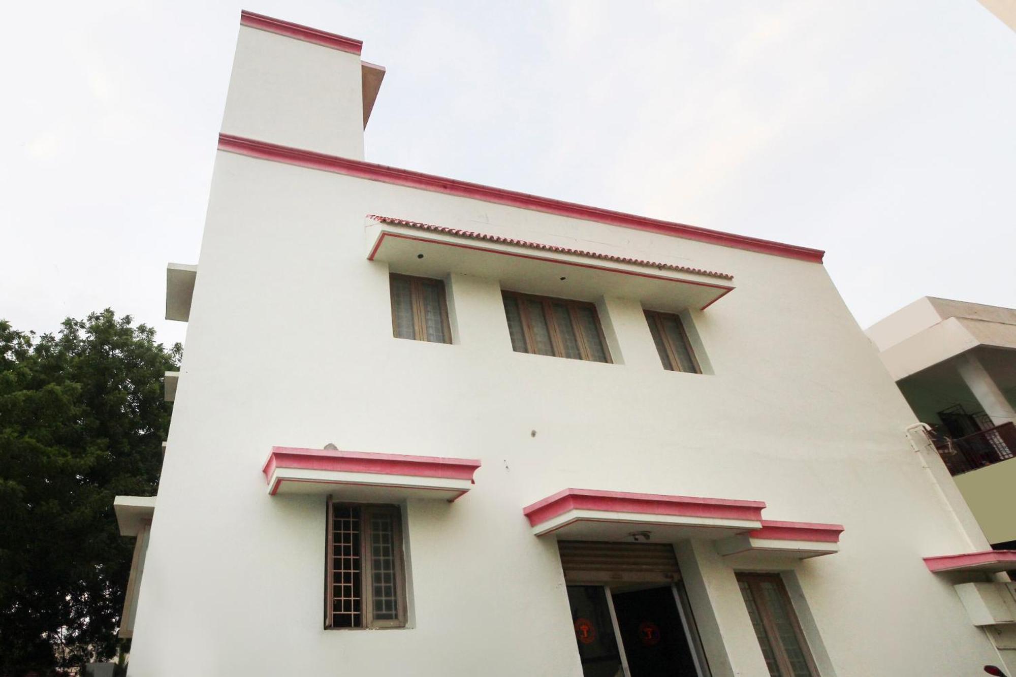 فندق Spot On Jayalakshmi Residency Non Ac Kovilpatti المظهر الخارجي الصورة