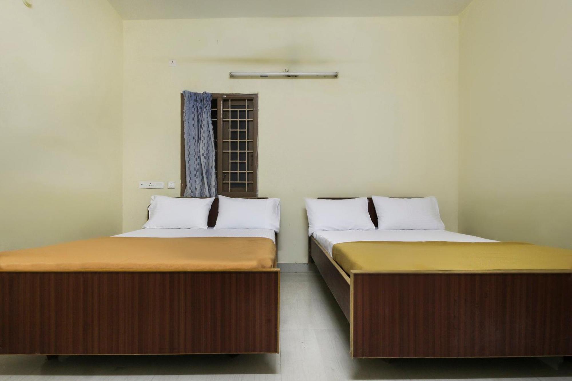 فندق Spot On Jayalakshmi Residency Non Ac Kovilpatti المظهر الخارجي الصورة