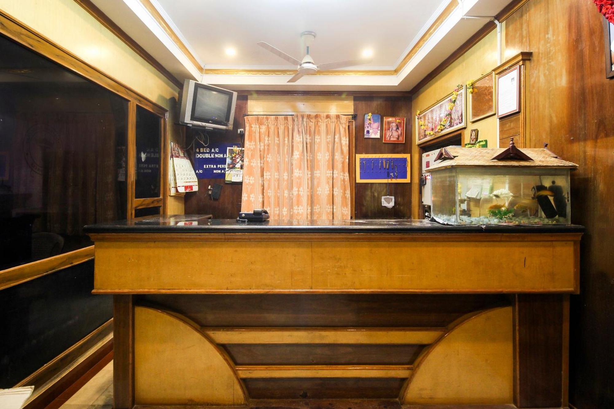 فندق Spot On Jayalakshmi Residency Non Ac Kovilpatti المظهر الخارجي الصورة